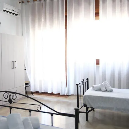 Bb Gallipolis Terra فندق مبيت وإفطار غالّيبولي