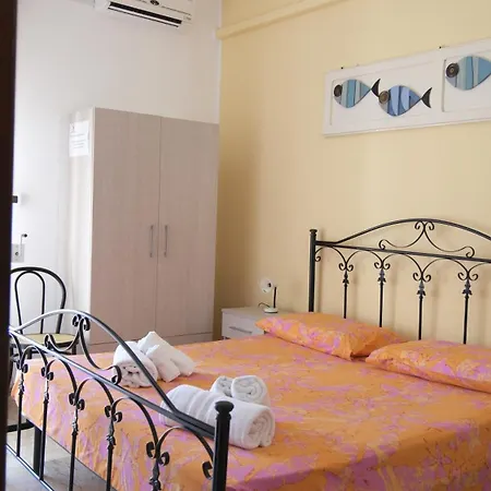 فندق مبيت وإفطار Bb Gallipolis Terra غالّيبولي