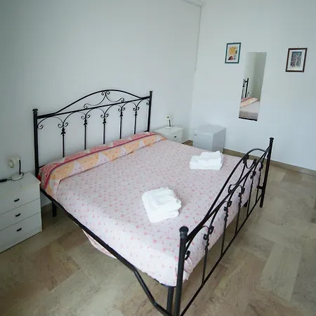 فندق مبيت وإفطار Bb Gallipolis Terra